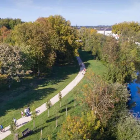 Le Jardin Des Bosquets Bed and breakfast Auchay-sur-Vendee