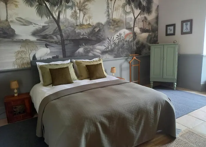 Le Jardin Des Bosquets Bed & Breakfast 3*