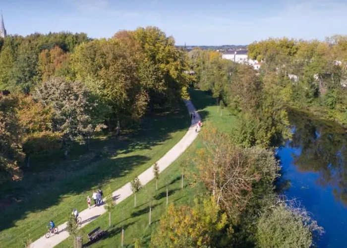 Le Jardin Des Bosquets Bed & Breakfast Auchay-sur-Vendee